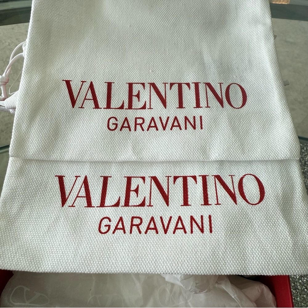 Valentino Rockstud Rubber Sandals | Sz 11 | 100% Authentic - Picture 7 of 10